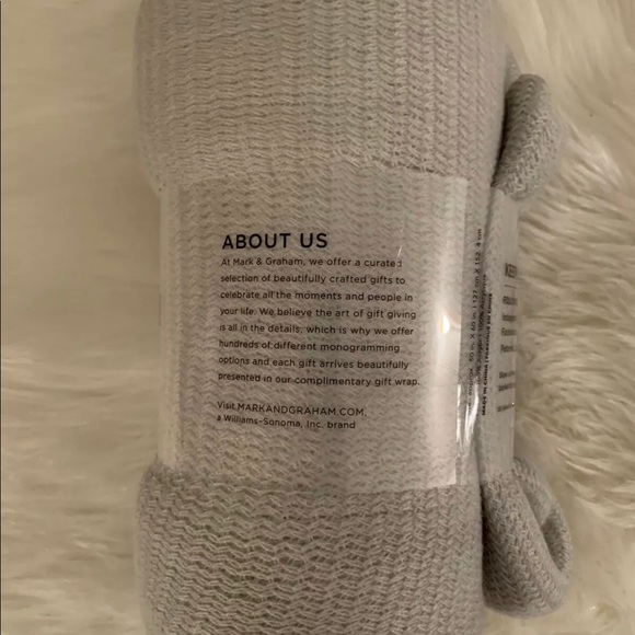 πHPπ Mark & Grahm Colorblock Throw in Gray/Ivory - Picture 4 of 4